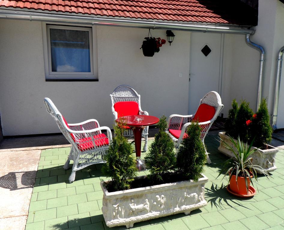 Apartments Jurasic Ogulin Bagian luar foto