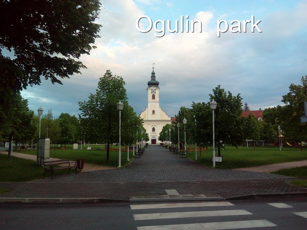 Apartments Jurasic Ogulin Bagian luar foto